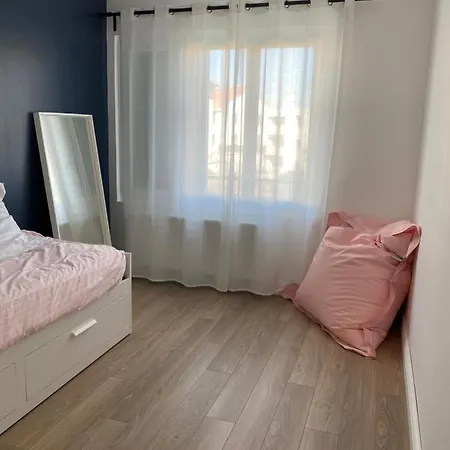 Superbe à Parking Privé